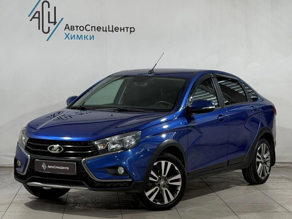Vesta Luxe 1.6 MT (106 л.с.)