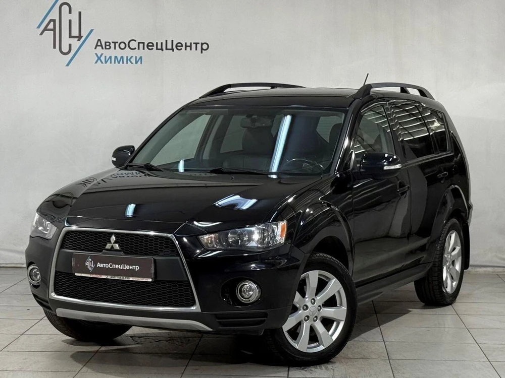 Outlander Instyle 2.4 CVT 4WD (170 л.с.)