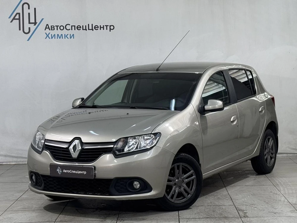 Sandero Confort 1.6 MT (82 л.с.)