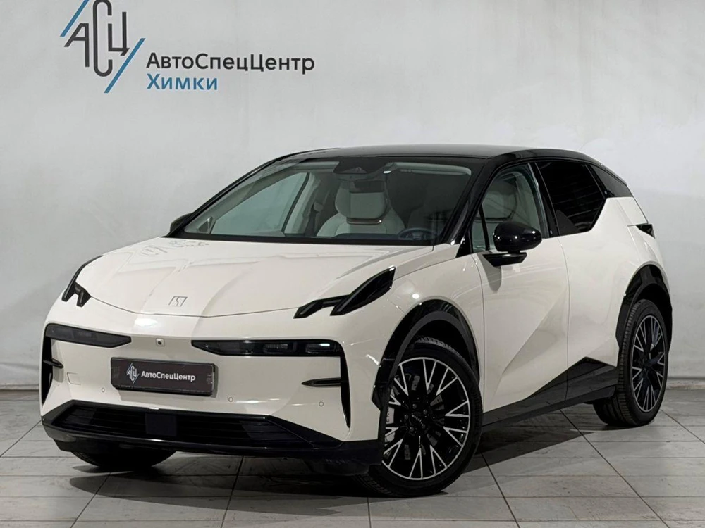 X Flagship Electro AT 4WD (315 кВт)