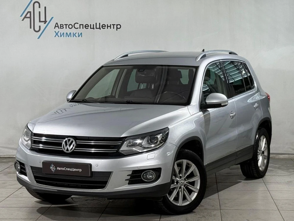 Tiguan Adventure 2.0 AT 4WD (200 л.с.)