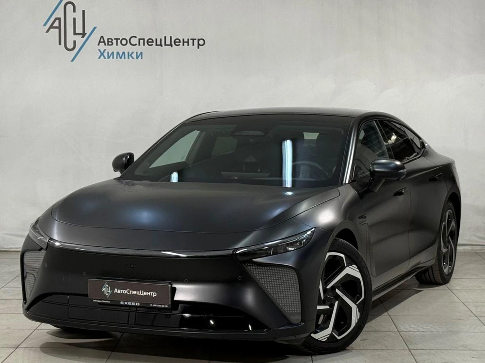 Exlantix ES Спорт 1.5hyb AT 4WD (469 л.с.)