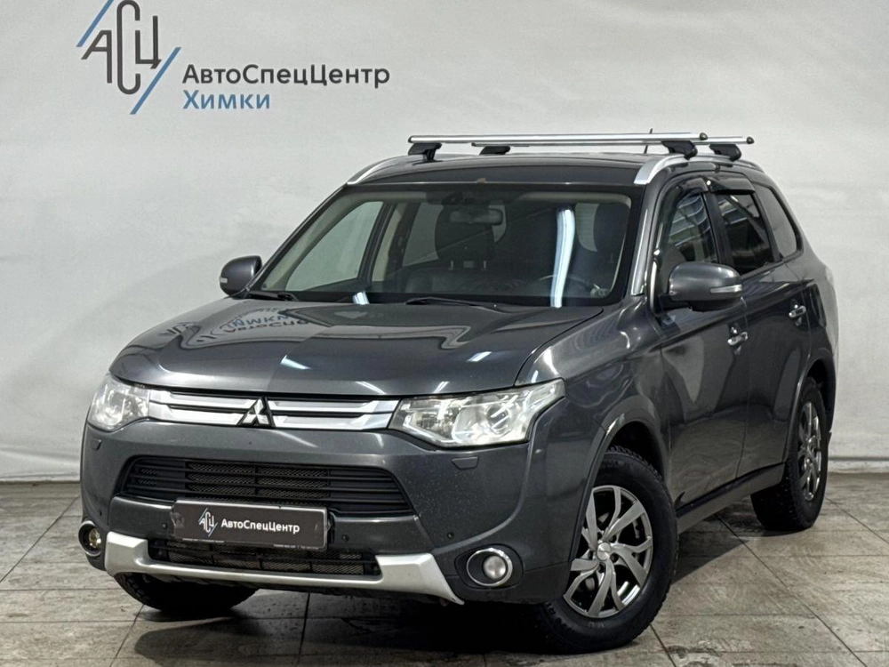 Outlander Ultimate 2.4 CVT 4WD (167 л.с.)