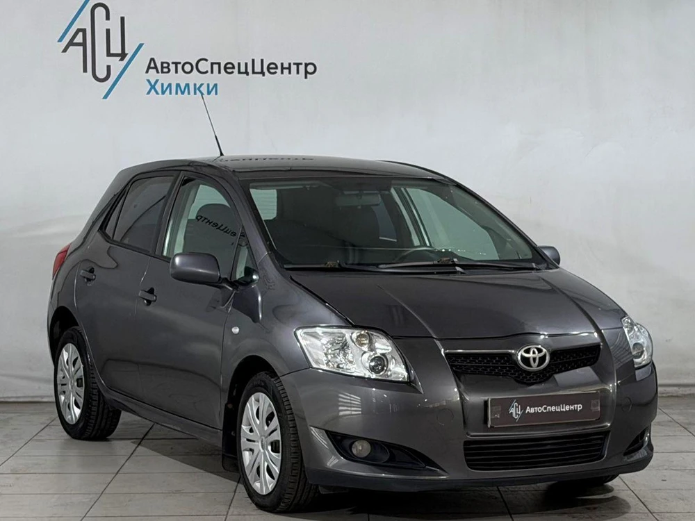 Auris Base 1.6 MT (124 л.с.)